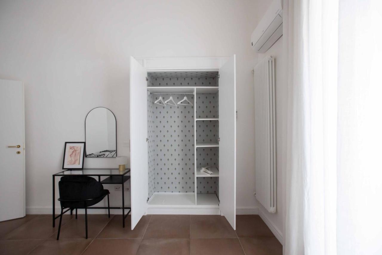 Domus Delia Luxury Apartment ナポリ エクステリア 写真